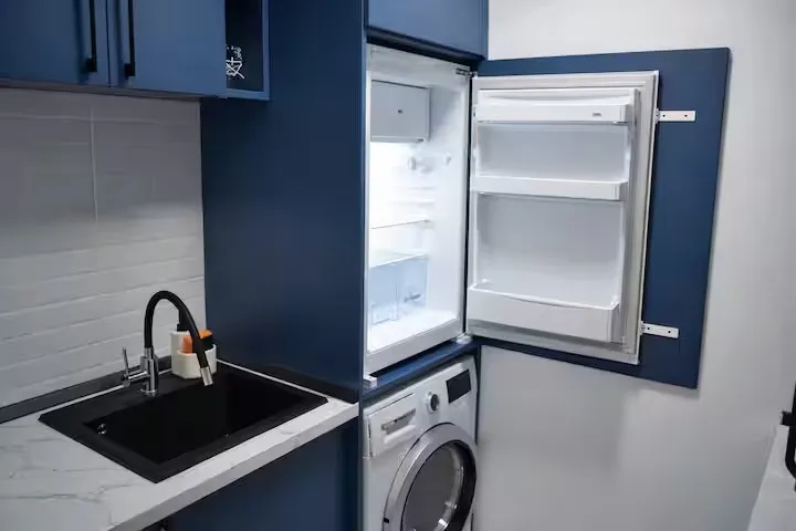 Aparat de cafea - bucătărie complet utilată Pitești